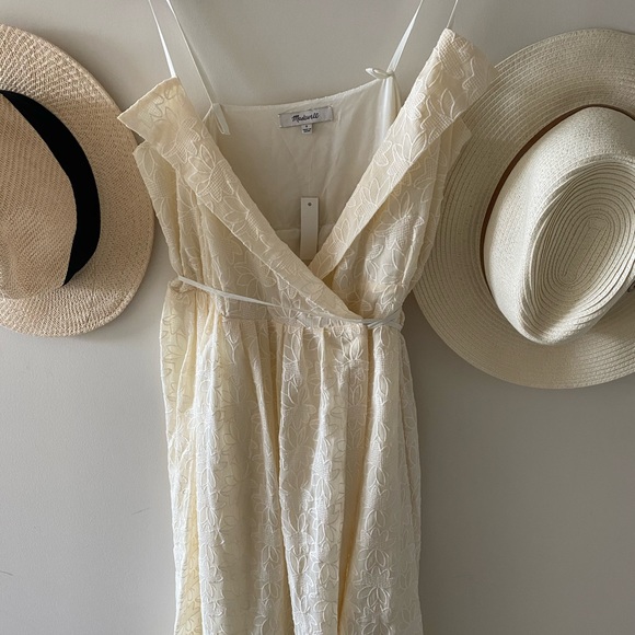 COPY - Madewell Pleated Embroidered Wrap Dress - Picture 5 of 8